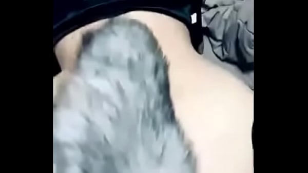 หลานสาวหนีมาให้อาเย็ด